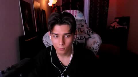 Snapshot of foxicfu chatting on 03/23/26, 01:04 Foxicfu online show from 03/23/26, 01:04