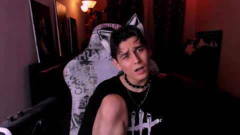 Snapshot of foxicfu chatting on 04/01/26, 03:42 Foxicfu online show from 04/01/26, 03:42