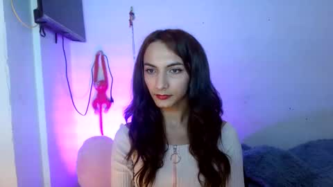 Snapshot of foxkatty69 chatting on 01/22/25, 05:26 Katty online show from 01/22/25, 05:26