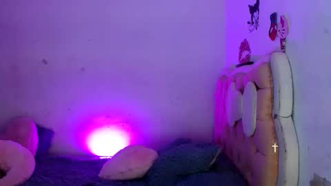 Snapshot of foxkatty69 chatting on 09/19/25, 05:57 Katty online show from 09/19/25, 05:57