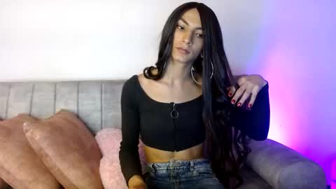 Katty online show from 12/18/25, 03:01