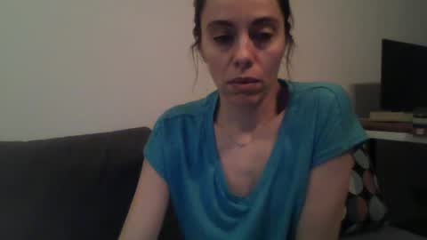Snapshot of foxmoony chatting on 01/20/25, 06:10 FoxMoony online show from 01/20/25, 06:10