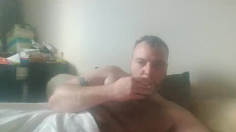 Snapshot of foxxx1982 chatting on 01/05/25, 12:42 foxxx1982 online show from 01/05/25, 12:42