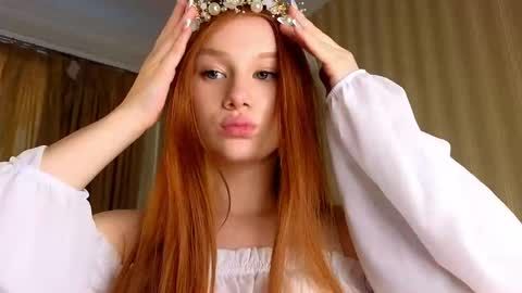 Snapshot of foxxx_tail chatting on 05/19/26, 01:50 Petra online show from 05/19/26, 01:50