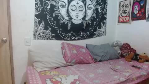 Snapshot of foxxxy_blexxxed chatting on 09/11/25, 01:06 Foxxxy Blexxxed online show from 09/11/25, 01:06