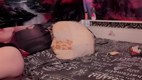 Snapshot of foxxxy_mystery chatting on 04/13/26, 06:30 Foxy online show from 04/13/26, 06:30