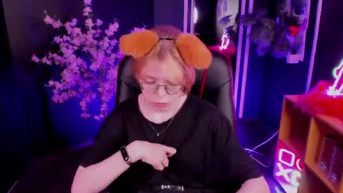 Polly online show from 06/26/26, 05:45