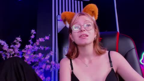 Polly online show from 07/17/26, 05:47