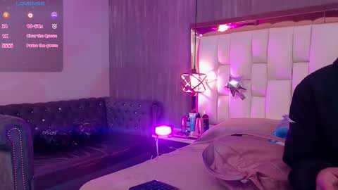 Foxxy  online show from 10/30/25, 11:22