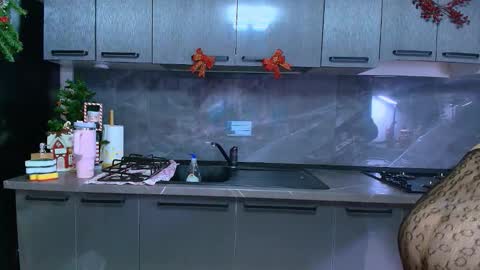 Snapshot of foxxyanna chatting on 11/30/25, 01:26 Ana online show from 11/30/25, 01:26