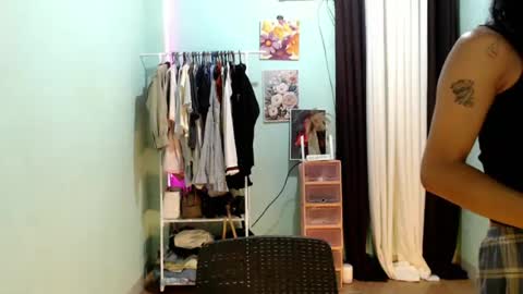Snapshot of foxxygirly_ chatting on 07/08/26, 12:20 Eva Violet online show from 07/08/26, 12:20