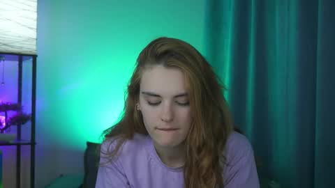 Snapshot of foxy_cute4you chatting on 03/30/26, 07:48 Eva online show from 03/30/26, 07:48