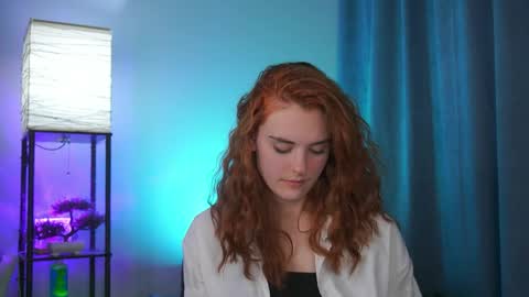 Snapshot of foxy_cute4you chatting on 04/15/26, 07:58 Eva online show from 04/15/26, 07:58