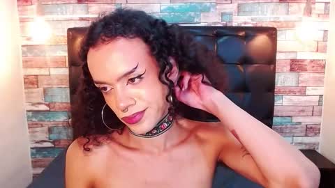 Ella online show from 12/22/25, 04:15