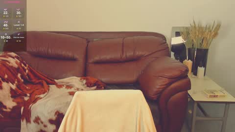 Snapshot of foxy_jpg chatting on 03/04/25, 07:11 Sue online show from 03/04/25, 07:11