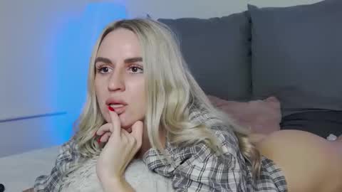 Foxy Kimmi online show from 01/09/26, 07:11