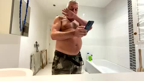 foxy_silver online show from 03/18/26, 07:39