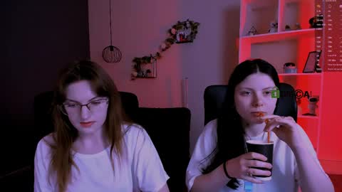 Snapshot of foxy_tease_ chatting on 03/29/26, 07:25 foxy_tease_ online show from 03/29/26, 07:25