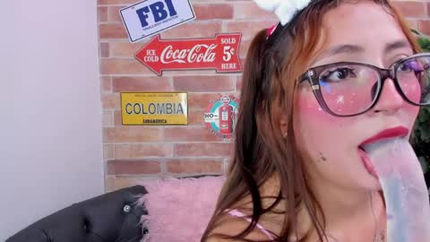 Miss Vilma online show from 04/21/26, 06:12
