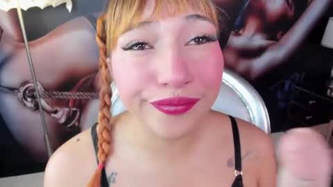 Snapshot of foxy_vilma chatting on 07/17/26, 06:24 Miss Vilma online show from 07/17/26, 06:24
