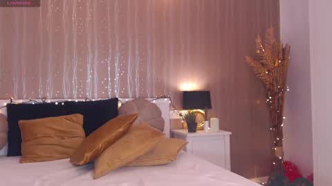 Adela - Single mom. 40 y online show from 12/14/24, 09:07