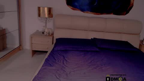 Snapshot of foxydevilish chatting on 01/06/25, 12:27 Fox online show from 01/06/25, 12:27