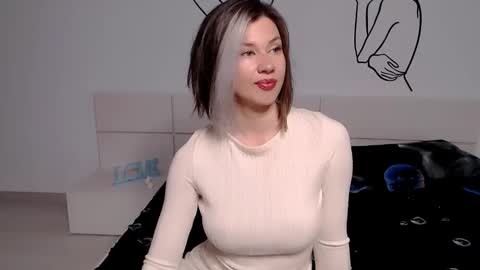 Snapshot of foxydevilish chatting on 11/23/25, 12:54 Fox online show from 11/23/25, 12:54