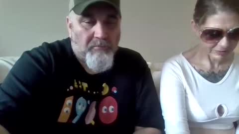 Snapshot of foxyfang chatting on 01/27/25, 02:35 foxyfang online show from 01/27/25, 02:35