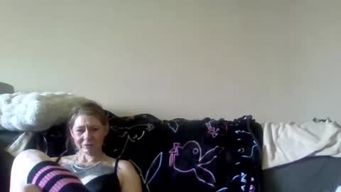 Snapshot of foxyfang chatting on 02/28/25, 05:04 foxyfang online show from 02/28/25, 05:04