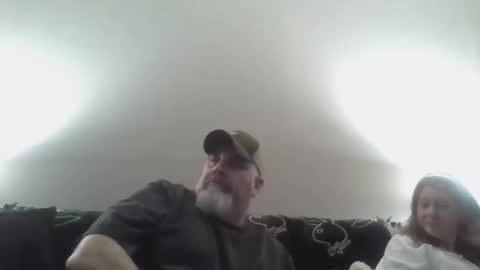 Snapshot of foxyfang chatting on 03/02/25, 12:42 foxyfang online show from 03/02/25, 12:42