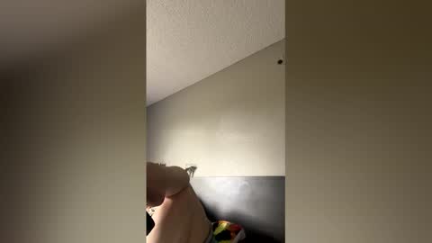 foxyladysback923 online show from 12/03/25, 08:18