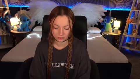 Maya online show from 11/26/25, 02:07