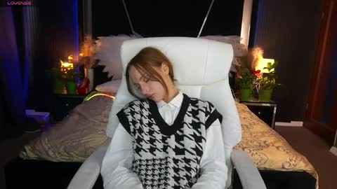Snapshot of foxymayy chatting on 04/20/26, 01:14 Maya online show from 04/20/26, 01:14