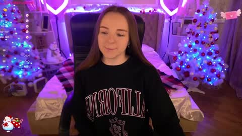 Snapshot of foxyshyyy chatting on 01/03/25, 09:58 Inna online show from 01/03/25, 09:58