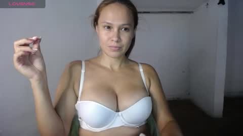 Snapshot of foxysweet08 chatting on 06/16/26, 09:17 Dulce online show from 06/16/26, 09:17