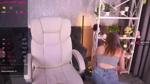 Kate online show from 12/15/24, 10:18