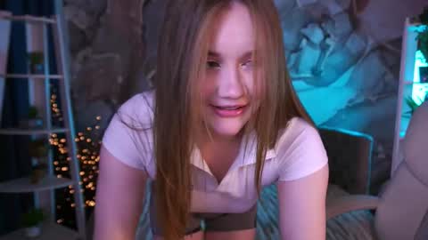 Snapshot of foxyykate chatting on 03/20/26, 12:15 Kate online show from 03/20/26, 12:15