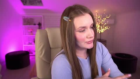 Snapshot of foxyykate chatting on 04/13/26, 09:31 Kate online show from 04/13/26, 09:31