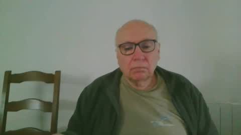 Snapshot of fra94 chatting on 05/12/26, 03:09 fra94 online show from 05/12/26, 03:09