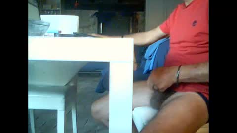 Snapshot of fra__71 chatting on 09/14/25, 05:28 fra  71 online show from 09/14/25, 05:28