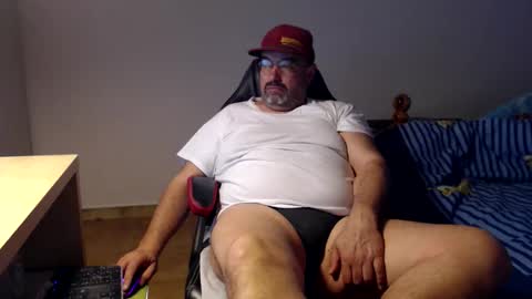 Snapshot of fraboys chatting on 04/01/26, 05:41 Fraboys online show from 04/01/26, 05:41