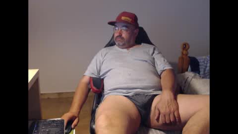 Snapshot of fraboys chatting on 04/23/26, 05:08 Fraboys online show from 04/23/26, 05:08