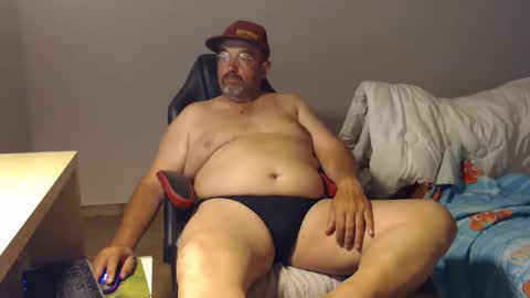 Snapshot of fraboys chatting on 05/25/26, 08:15 Fraboys online show from 05/25/26, 08:15