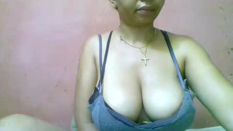 Snapshot of fracisca2204 chatting on 11/14/25, 07:12 fracisca2204 online show from 11/14/25, 07:12