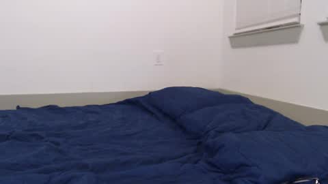 Snapshot of fragilemasochist chatting on 01/28/25, 04:29 Angel online show from 01/28/25, 04:29