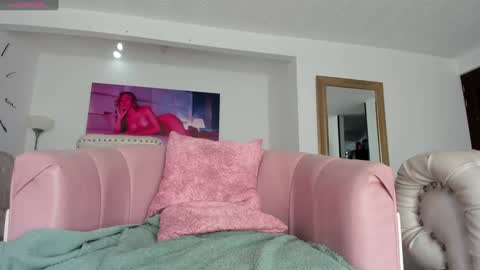 IM FRAIDER online show from 01/15/25, 09:20