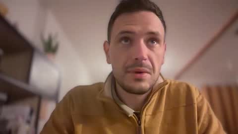 fraisetagada359 online show from 11/04/25, 05:50