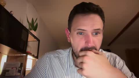 fraisetagada359 online show from 11/17/25, 09:42