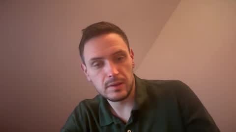 fraisetagada359 online show from 12/15/25, 03:27