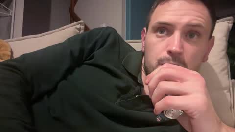 fraisetagada359 online show from 12/16/25, 08:36